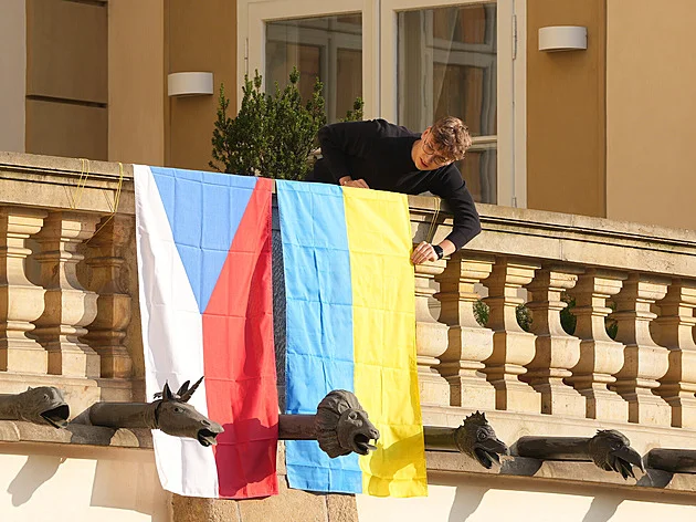 Náš pan Tomio. Nepřepočítal se náhodou předseda SPD s Ukrajinci?