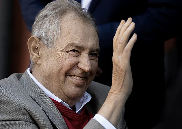 Vzniká biografie Miloše Zemana. Píše ji historik Macháček, autor Gustáva Husáka