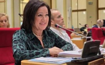 „Je to hazard s domovy tisíců lidí,” bývalá starostka kritizuje plán radnice Prahy 10