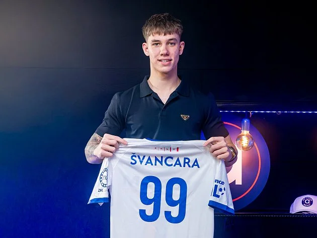 Pikantní přestup v Brně. Švancara mění Zbrojovku za Artis, vzal si číslo legendy