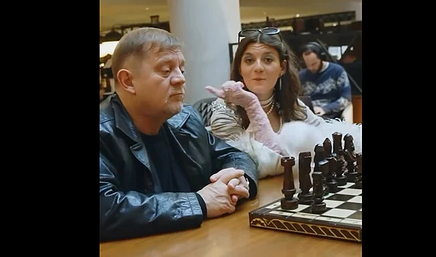 Potomci slavných Prachař, Čech a Čtvrtníčková zbořili sítě společným singlem NEPO