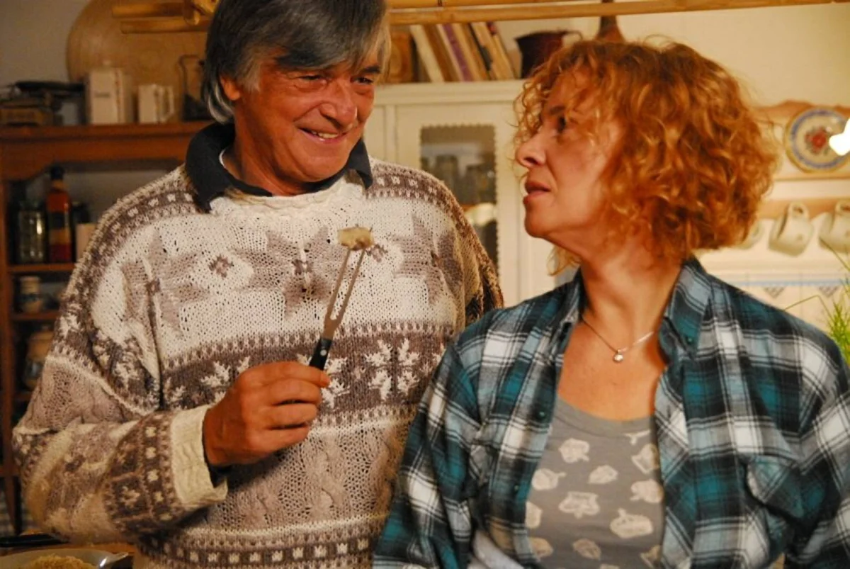 Líbáš jako Bůh: Kaiser bez alkoholu, Bartoškova lenost a vzkaz od Tomáše Holého