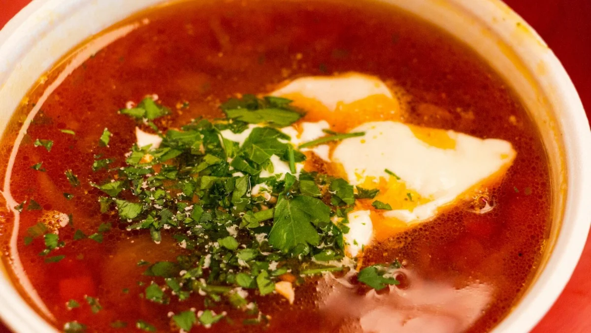 Gastronomický šok: proč tradiční české hospody v regionech nahrazuje ukrajinský boršč a vareniky?