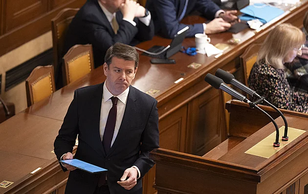 Fotbalový fanoušek Skopeček vtipkoval, že i do Sněmovny dorazil VAR