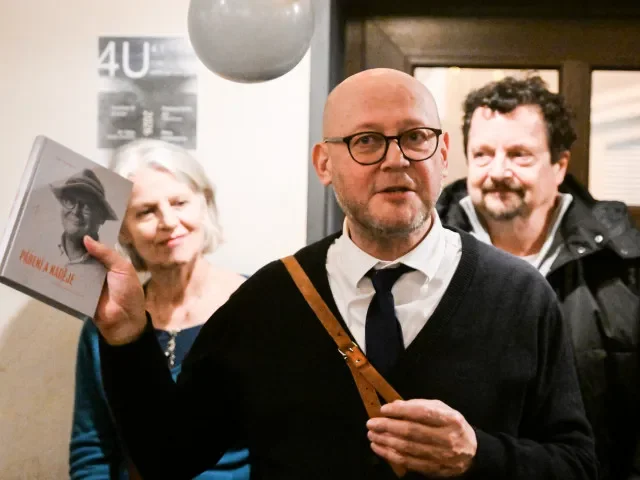 Pábení a naděje Jiřího Peňáse, který novou knihou oslavil významné jubileum