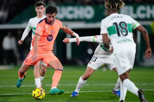 Fotbalisté Barcelony porazili Elche 3:1 a pojistili si vedení v tabulce