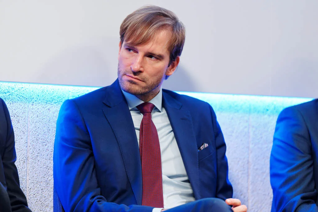 Vojtěch řekl, co způsobí sloučení zadlužených pojišťoven. Kdy takový krok přijde na řadu?