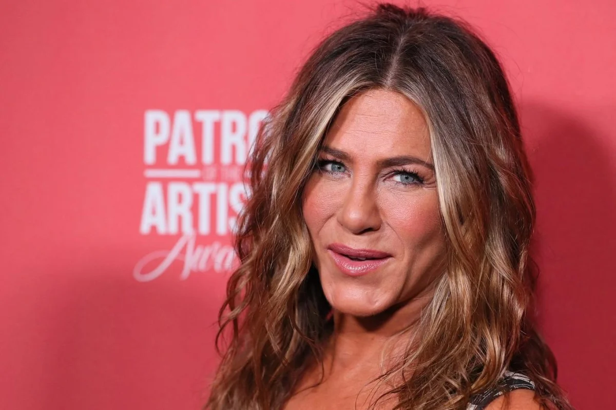 Jennifer Aniston se změnila: Podle expertů prodělala mnoho plastických operací. Jejich výčet je nekonečný