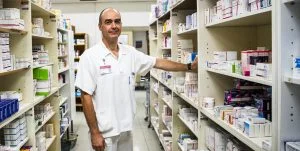 Evropa řeší nedostatek léků. Snaží se zbavit závislosti na jejich dovozu