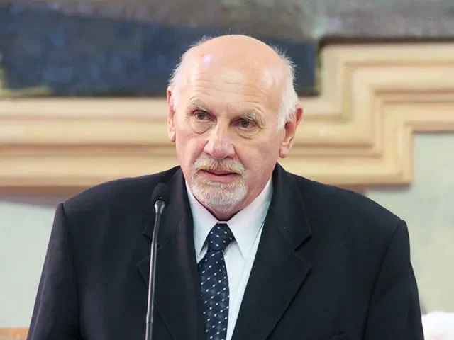 Rychetský nyní mluví jinak než před lety. U Zemana mu váhání s jmenováním ministra vadilo