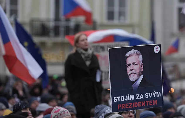 Milion chvilek pro…? Demonstraci by si zasloužila i jiná témata, ale špatně se prodávají