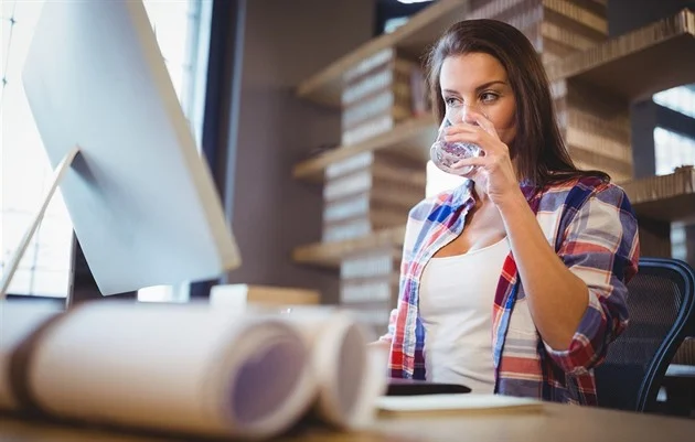 Horší sex i riziko úmrtí. Proč vypnout alkohol nejen v únoru, ale napořád