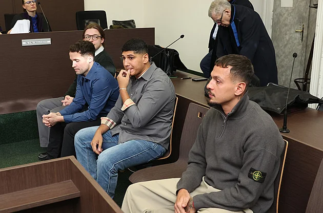 Kauza Jana Stracha: Rapového režiséra má zachránit právnické eso! Hájil Nečesaného!