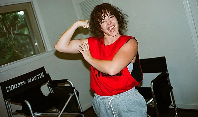 Sydney Sweeney jako boxerka? Průhledný model bez podprsenky vyvolal větší zájem