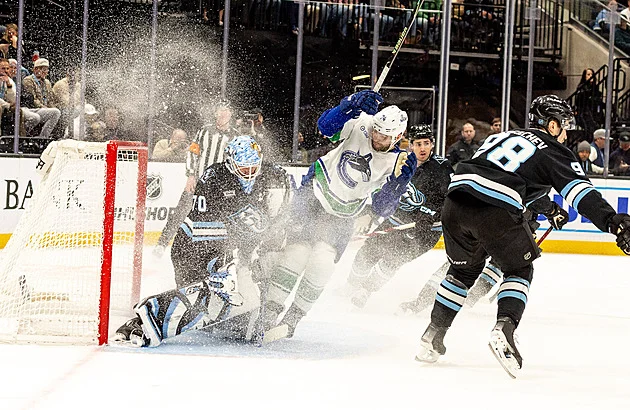 Vejmelka slavil proti Vancouveru, Nečas podruhé chyběl v sestavě