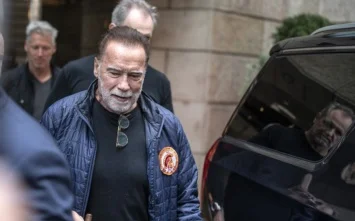 Desítky milionů korun: Promotér popsal složité námluvy s Arnoldem