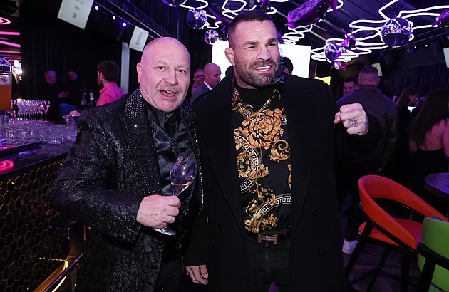 Hospitalizovaný Vémola zase na vycházce: Řádil na akci s Davidem a Dejdarem