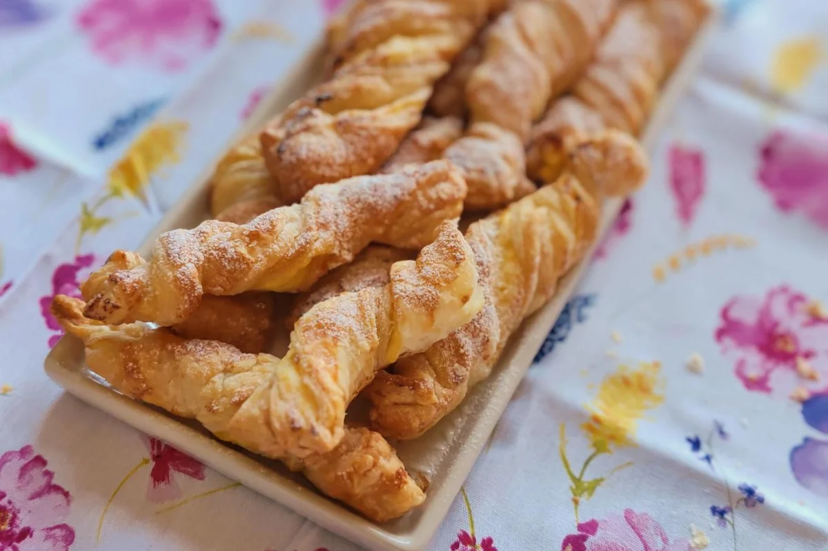 Co upéct o víkendu? Tady je 5 tipů na výborné bleskové moučníky, které zvládnete během chvilky