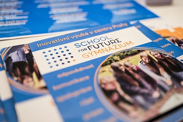 Mladí lidé v mediálním světě: proč dnes nestačí média jen umět používat