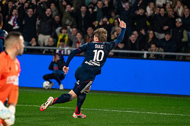 Desátý ligový a rovnou vítězný. Šulc se ve Francii znovu trefil, Lyon už je třetí