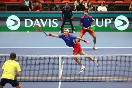 Nouza a Rikl byli před debutem v Davis Cupu nervózní, pomohlo jim české vedení