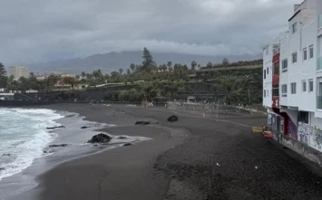 Češi na Tenerife: Uviděli pláž, ztuhli