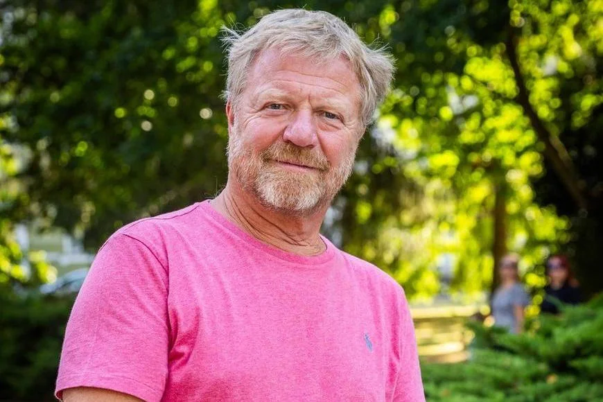 Nezletilý syn Maroše Kramára havaroval. Měl řídil bez řidičáku a s alkoholem v krvi