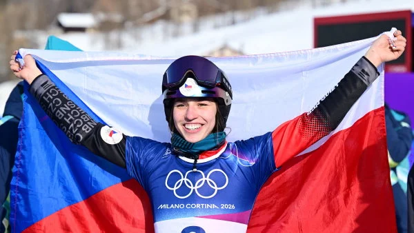 Snowboardistka Maděrová získala olympijské zlato. Dvaadvacetiletá rodačka z Liberce má první medaili pro Česko