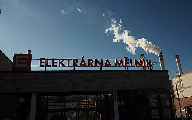 Nové zdroje, úsporné budovy i soláry. Praha řeší energetickou transformaci po uhlí