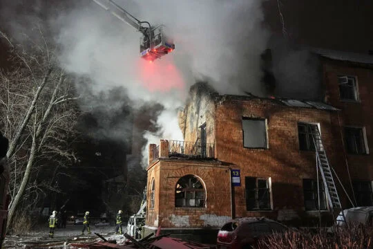 Ruské noční útoky na Ukrajinu zabily podle úřadů tři lidi