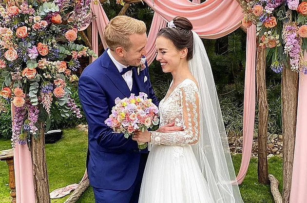 Youtuber Jirka Král s manželkou Karolínou přišli o miminko