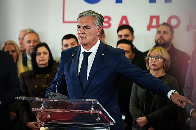 Vítězem nové prezidentské volby v bosenské Republice srbské se prohlásil Karan