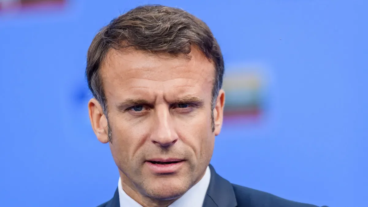 Macron tlačí EU do dluhů: společné eurodluhopisy mají konkurovat USA a Číně, sever Evropy je proti
