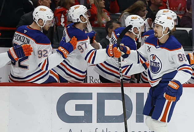 Tomášek do Sparty? Rozhodl se jinak, měl by nejvyšší smlouvu v historii, zní z klubu