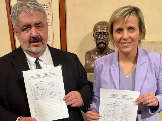 Ústavní soud popřel své dřívější principy, míní Canov. Špionážní paragraf i přes úspěch asi dozná změn