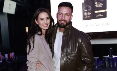 Rapper Ego už nebydlí s manželkou. V Praze si důvěrně držel Kristýnu Schickovou kolem pasu