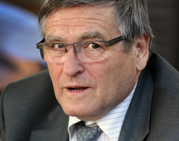 Zemětřesení v pelhřimovské nemocnici pokračuje: Skončil náměstek a bývalý hejtman Běhounek