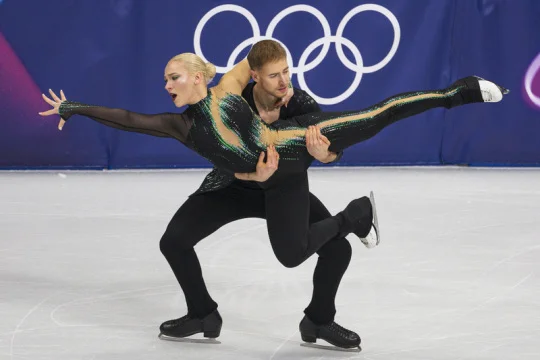 Tance vyhráli Cizeron a Fournierová Beaudryová, Češi skončili ve druhé desítce