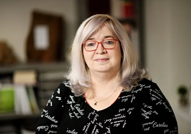 Zwyrtek Hamplová šíří nesmysl o firmě Louis Vuitton a Pastrňákovi. Jde o hoax