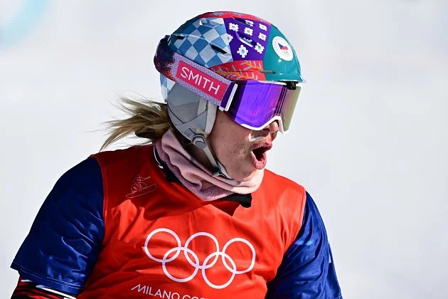 Třetí česká medaile! Snowboardcrossařka Adamczyková bere olympijské stříbro