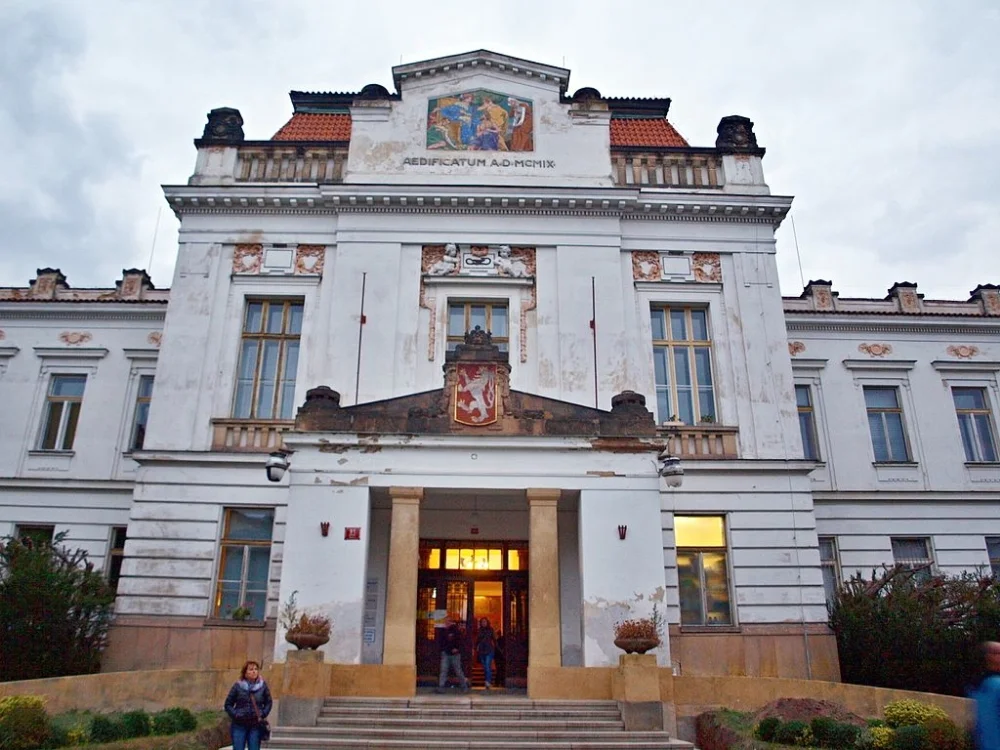 Psychiatrie potřebuje 2,7 miliardy, řekl premiér. Vojtěch upřesnil, kam peníze půjdou