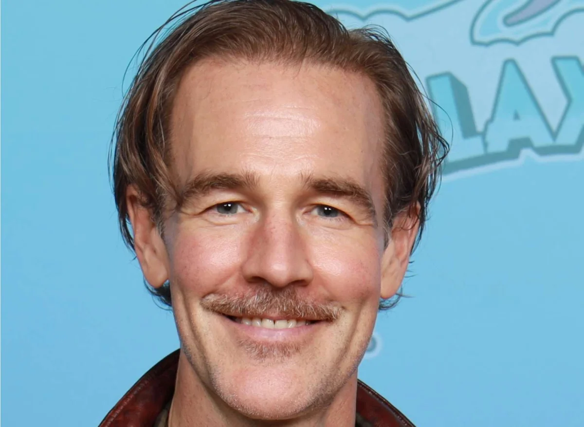 Poslední objetí před smrtí. Přítel hvězdy Dawsonova světa ukázal zdrcující snímky z nemocnice