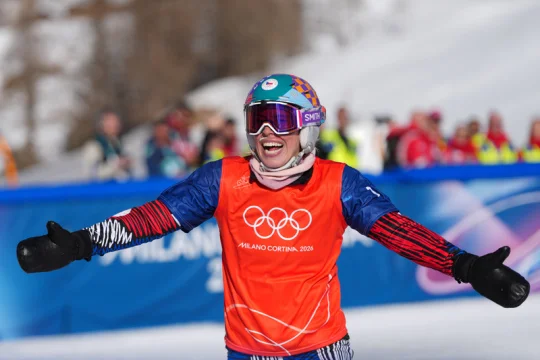 Adamczyková se vrátí na snowboardcrossovou trať, hokejisty čeká Švýcarsko