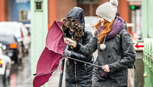 Výhled počasí na celý týden den po dni: Přeháňky, sníh i déšť