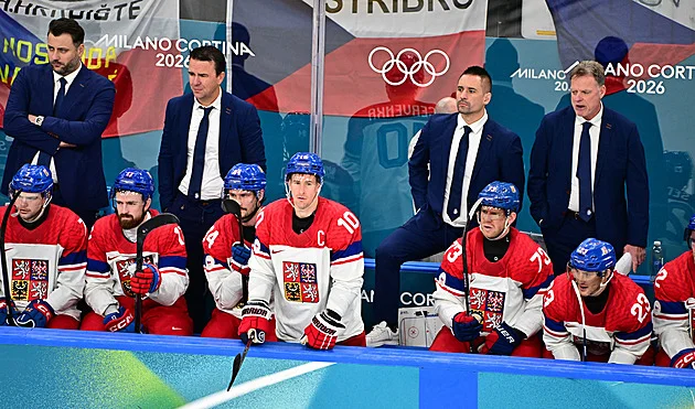 9. den ZOH 2026 ONLINE: Stíhací závody biatlonistů, hokejisté vyzvou Švýcary