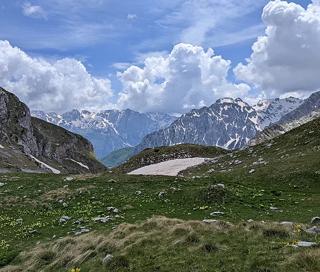 Albánie je vzorem tolerance, říká český pár, který se usadil na Balkáně