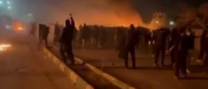 Po krvavé lázni digitální represe. Čínská Huawei pomáhá v Íránu potlačit protesty