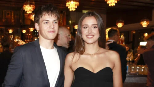 Dcera Kubelkové slaví 17. narozeniny. Karolína se dočkala zamilovaného přání od svého hokejisty