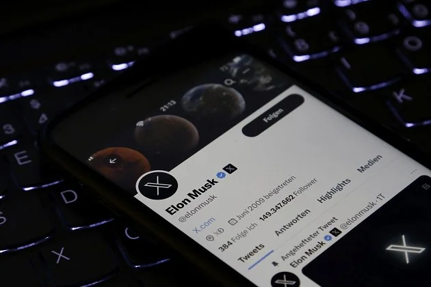 Sociální síť X postihl další masivní výpadek, problémy hlásí i Češi