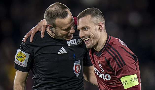 Penalta i další situace na Spartě správně, řekla komise. Posvětila i gól Liberce